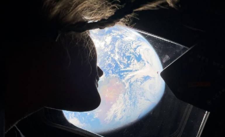 Artemis II astronauts make history with lunar flyby