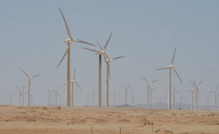 Egypt responding to the current oil shock; announcing new wind and solar projects