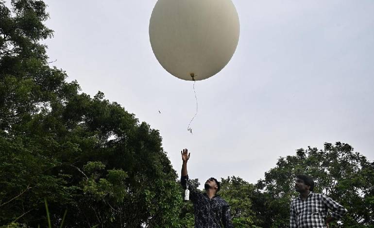 Weather balloons still outperform satellites for key forecast data