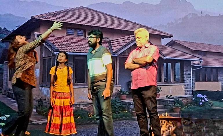 Chennai audience connects with ‘Veera’, a play about a filmmaker’s struggle