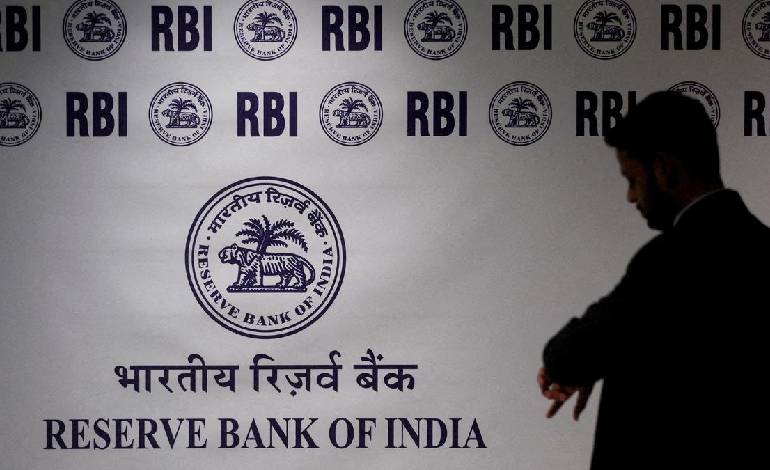 Net FDI stays positive for third month at $3.3 billion in August: RBI